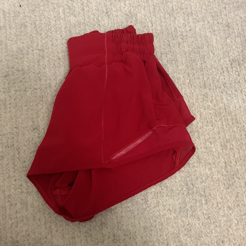 Red Lululemon Hotty Hot Low Rise Lined Short 2.5